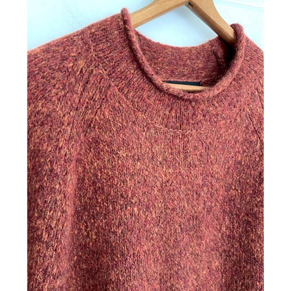 BANANA REPUBLIC Alpaca/Wool Blend Rolled Crew Neck Sweater in Rust Heather - L - Picture 4 of 11